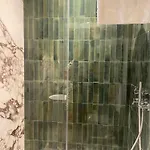 Amare 3* Барі